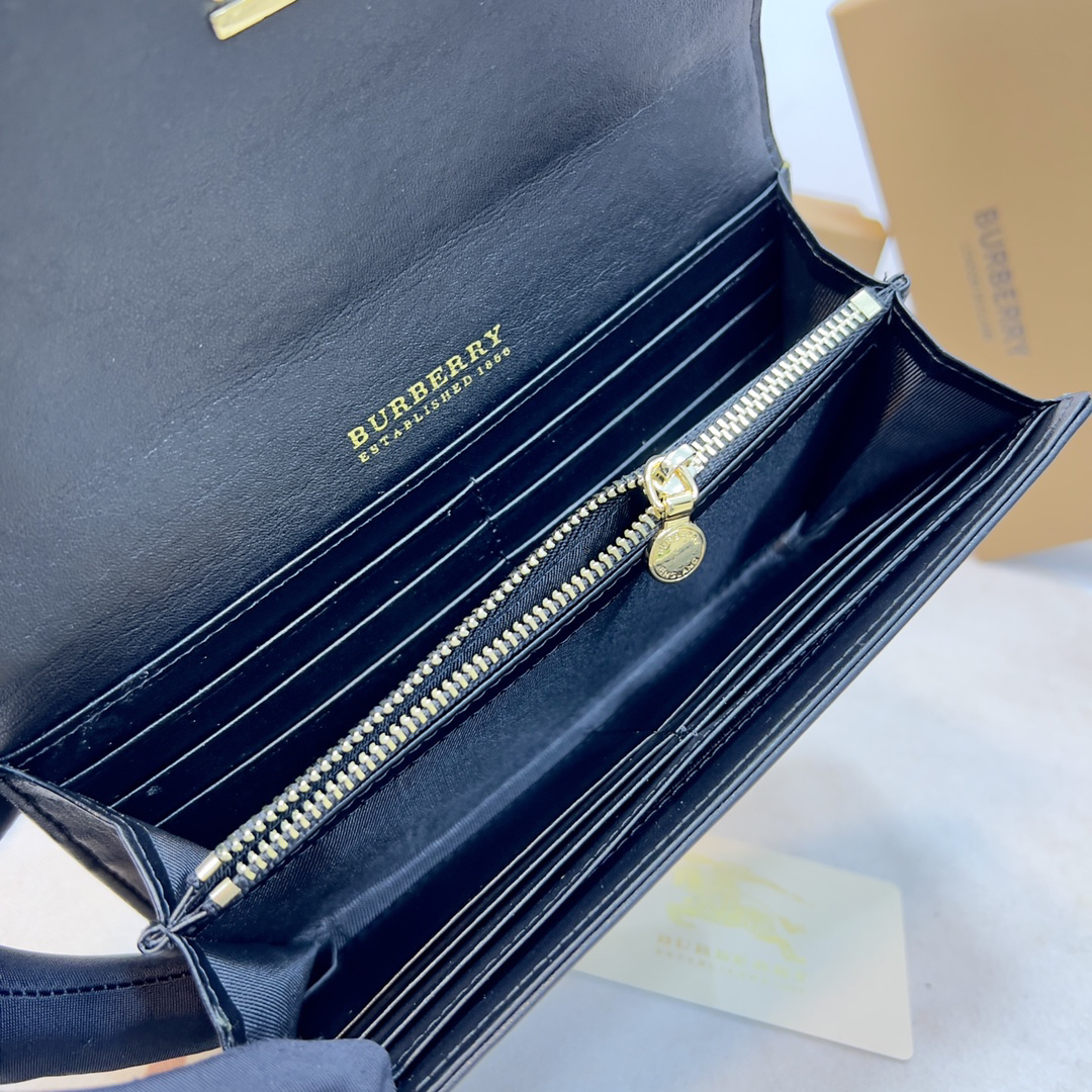 Burberry Vintage Patchwork Long Wallet - Image 8