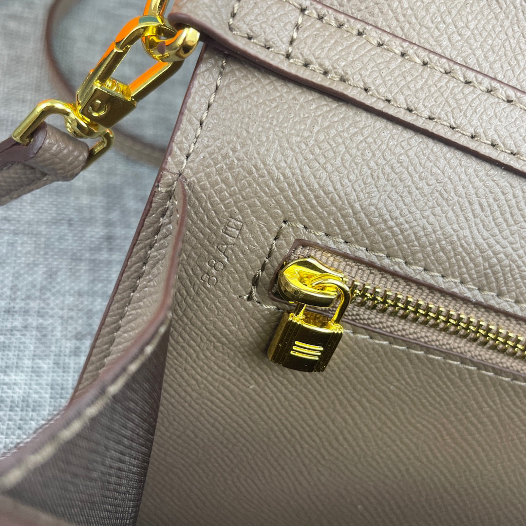 Hermes Kelly Leather Shoulder Bag - Image 8