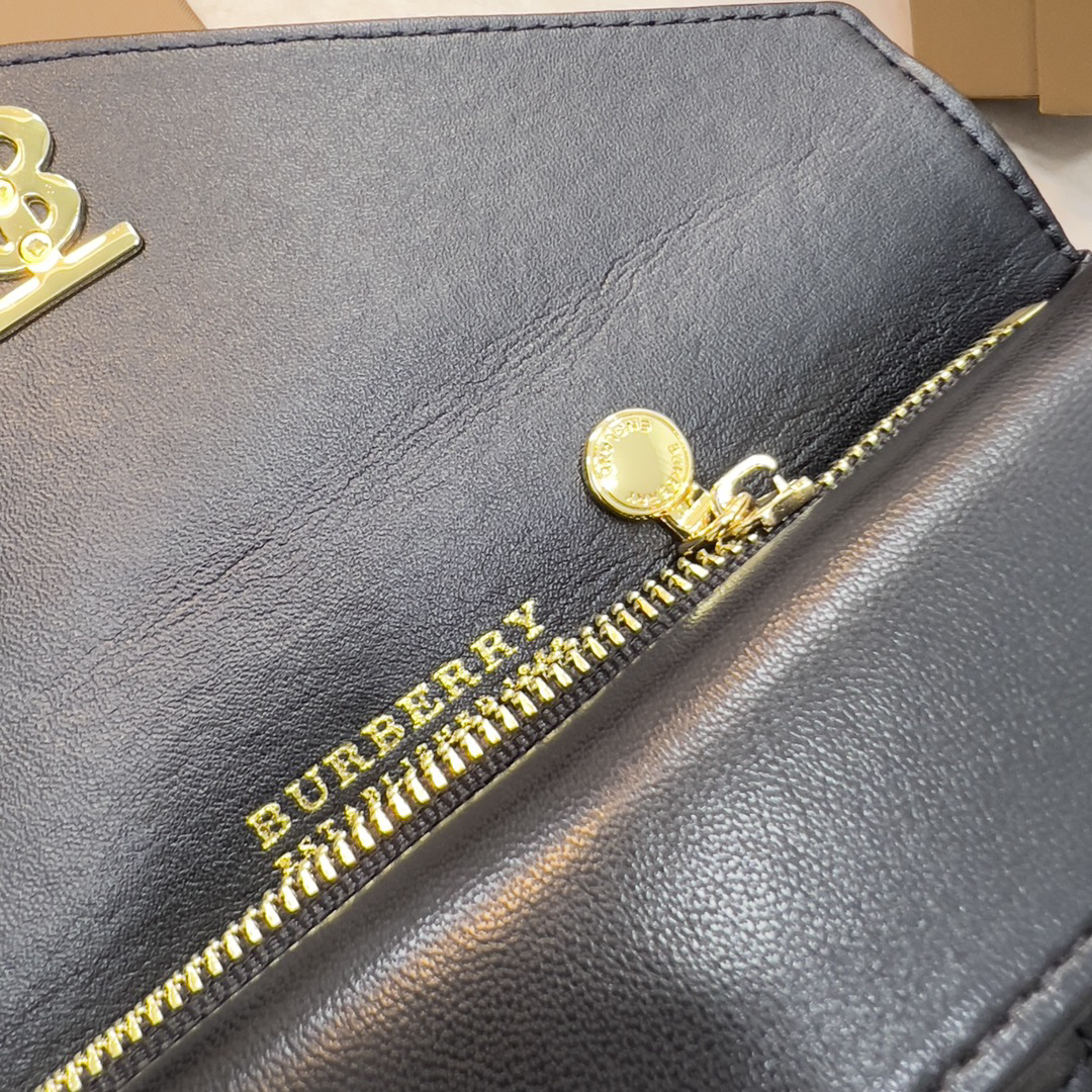 Burberry Thomas Burberry Quilted Long Wallet - Image 8