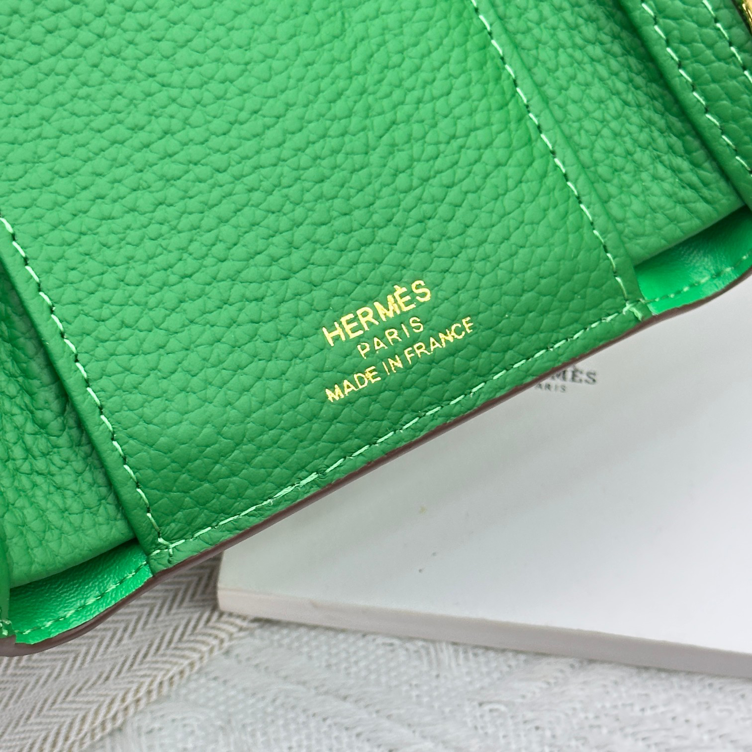 Hermès Togo Leather Tri-Fold Wallet - Image 8