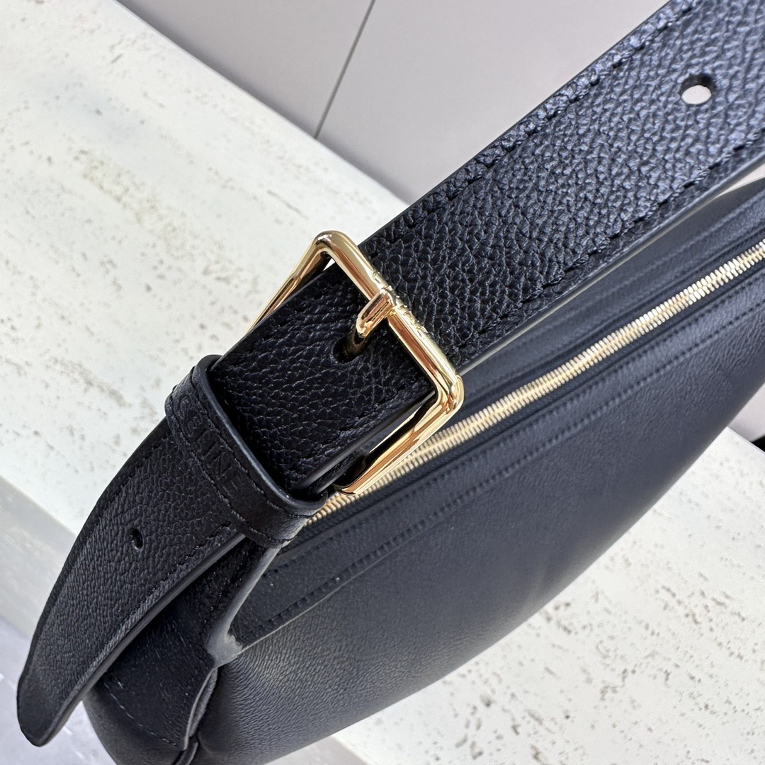 HELOISE Logo-Print Leather Shoulder Bag - Image 8