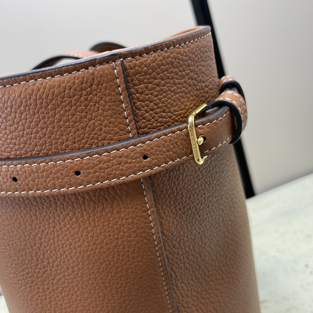 Cabas Anaïs Grainy Leather Handbag - Image 8