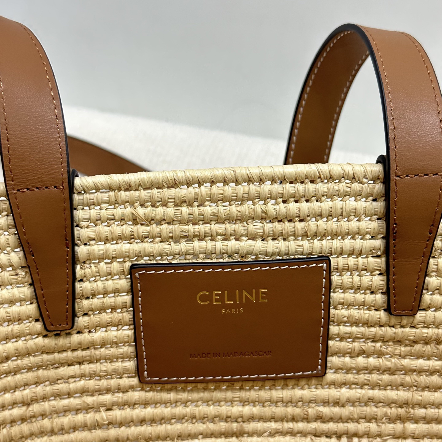 CELINE Small Triomphe Woven Basket Bag - Image 8