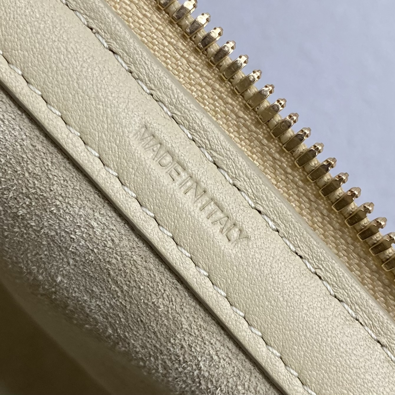 Ce Doctor Small Handbag - Image 8