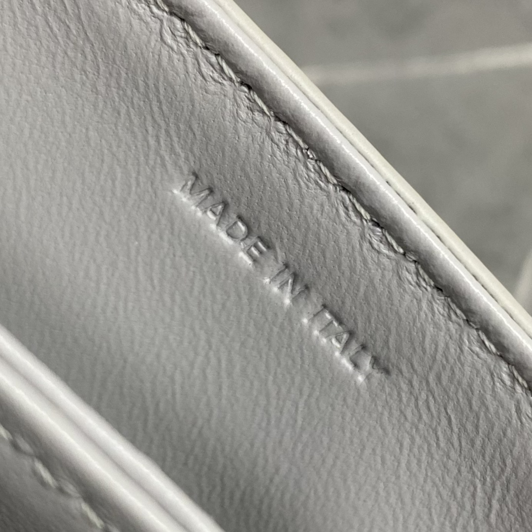 Triome New Classic Cowhide Crossbody Bag - Image 8
