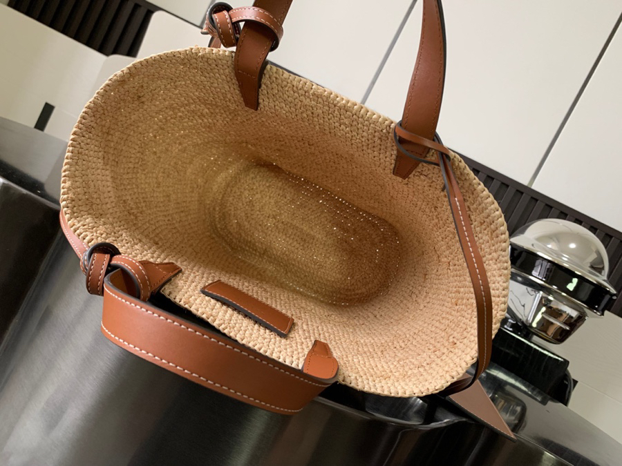 CELINE Handwoven Handbag - Image 8