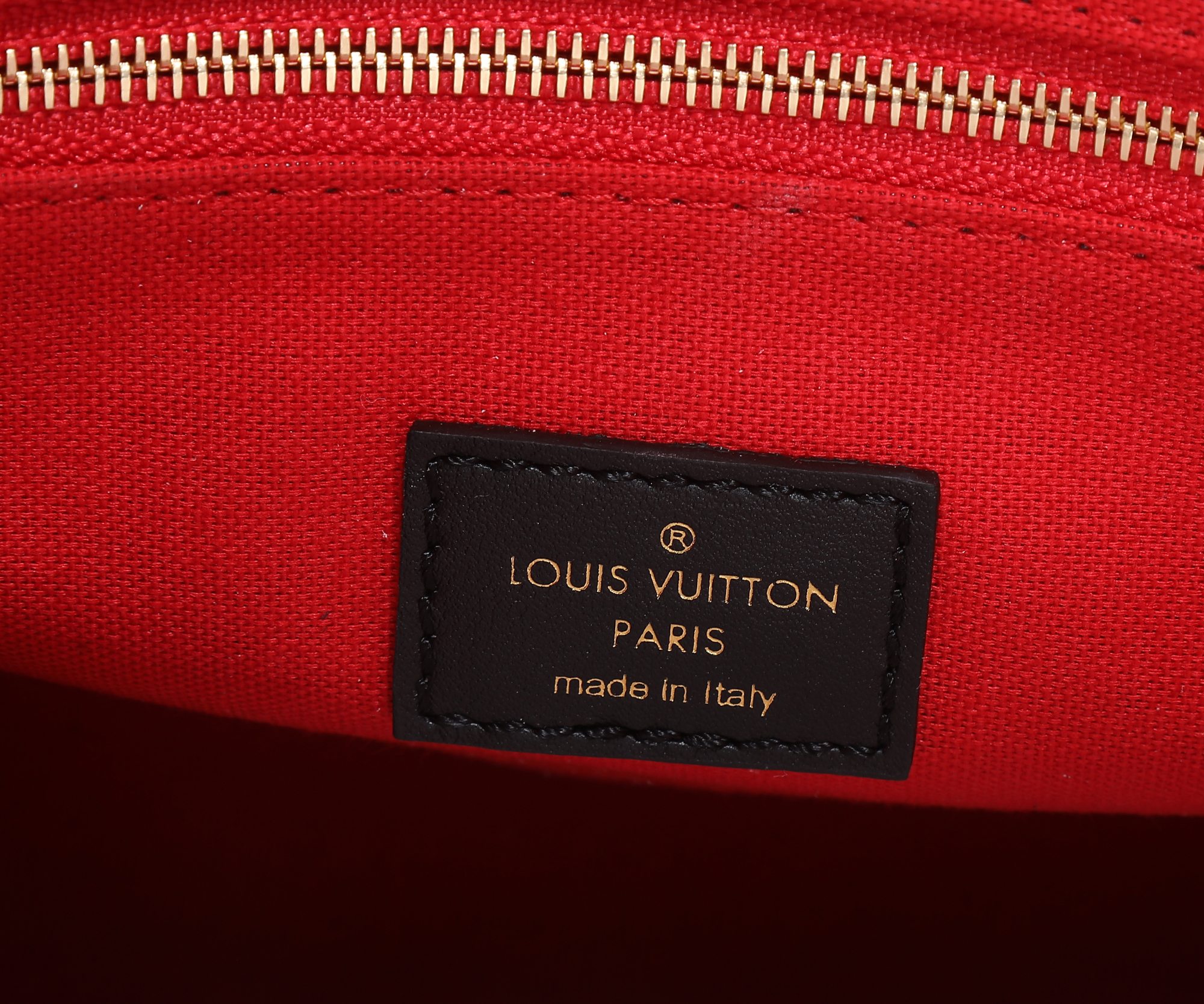 Louis Vuitton OnTheGo Small Tote Bag M46373 - Image 9