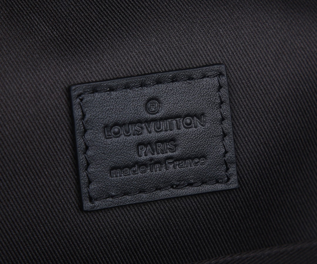 Louis Vuitton Aerogram Shoulder Bag M57079 - Image 9