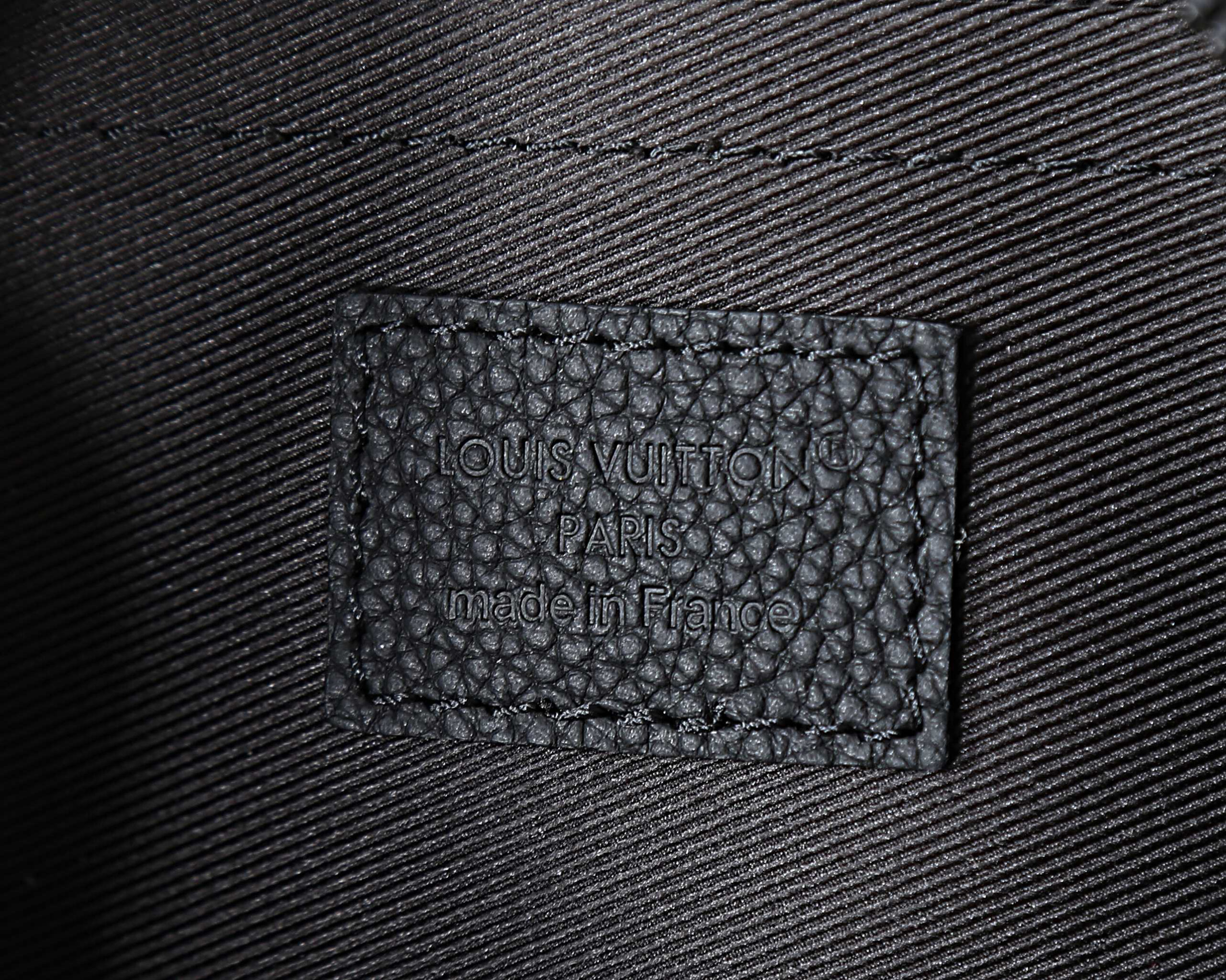 Louis Vuitton Keepall Bandouliere 25 Bag in Monogram Midnight - Image 9
