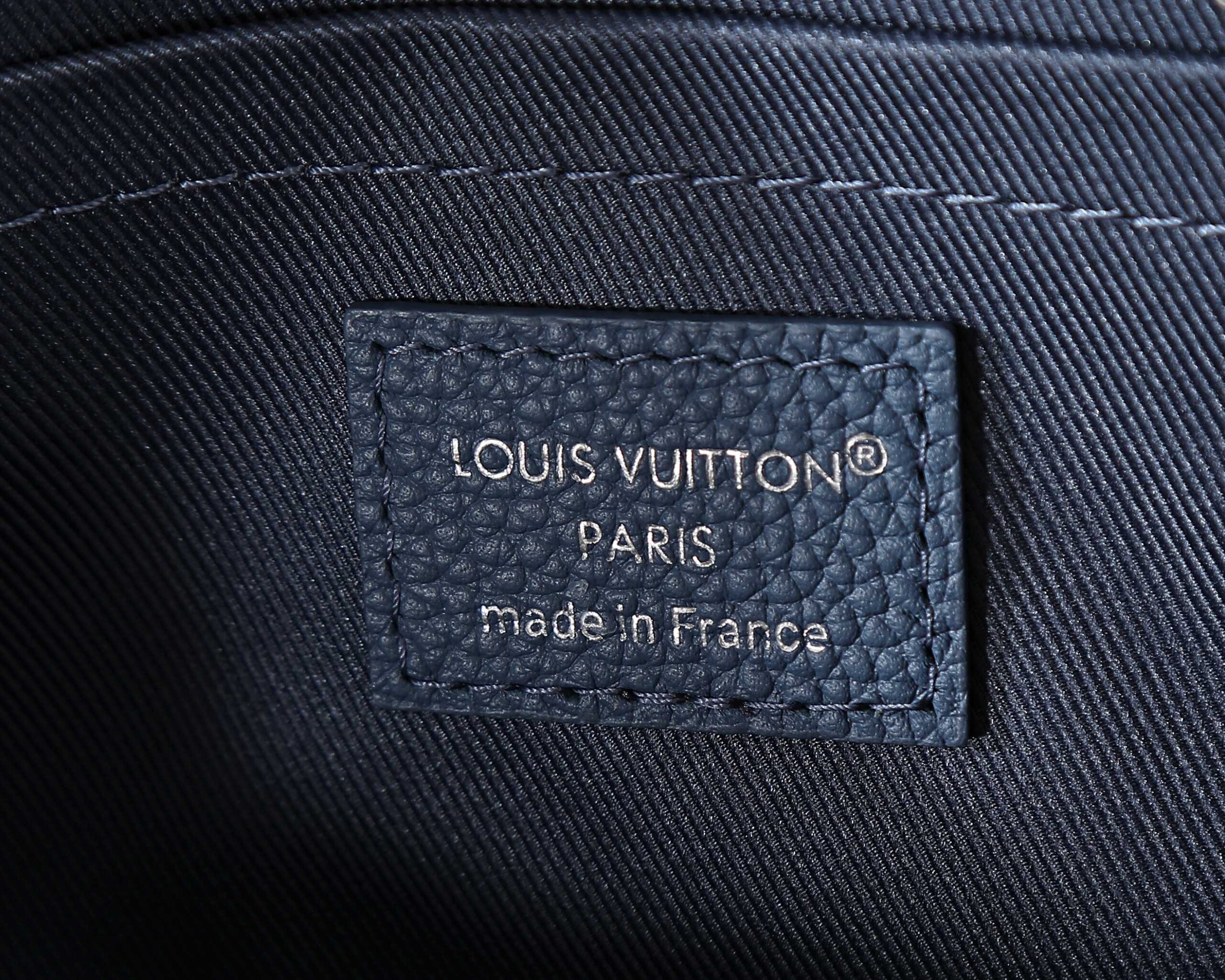 Louis Vuitton Keepall Bandouliere 25 Travel Bag - Image 9