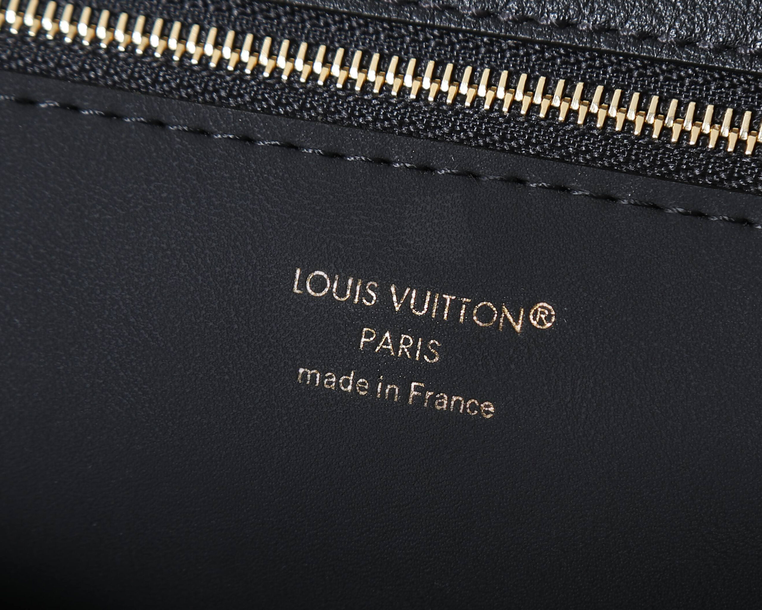 Louis Vuitton Vendôme PM Handbag - Image 9