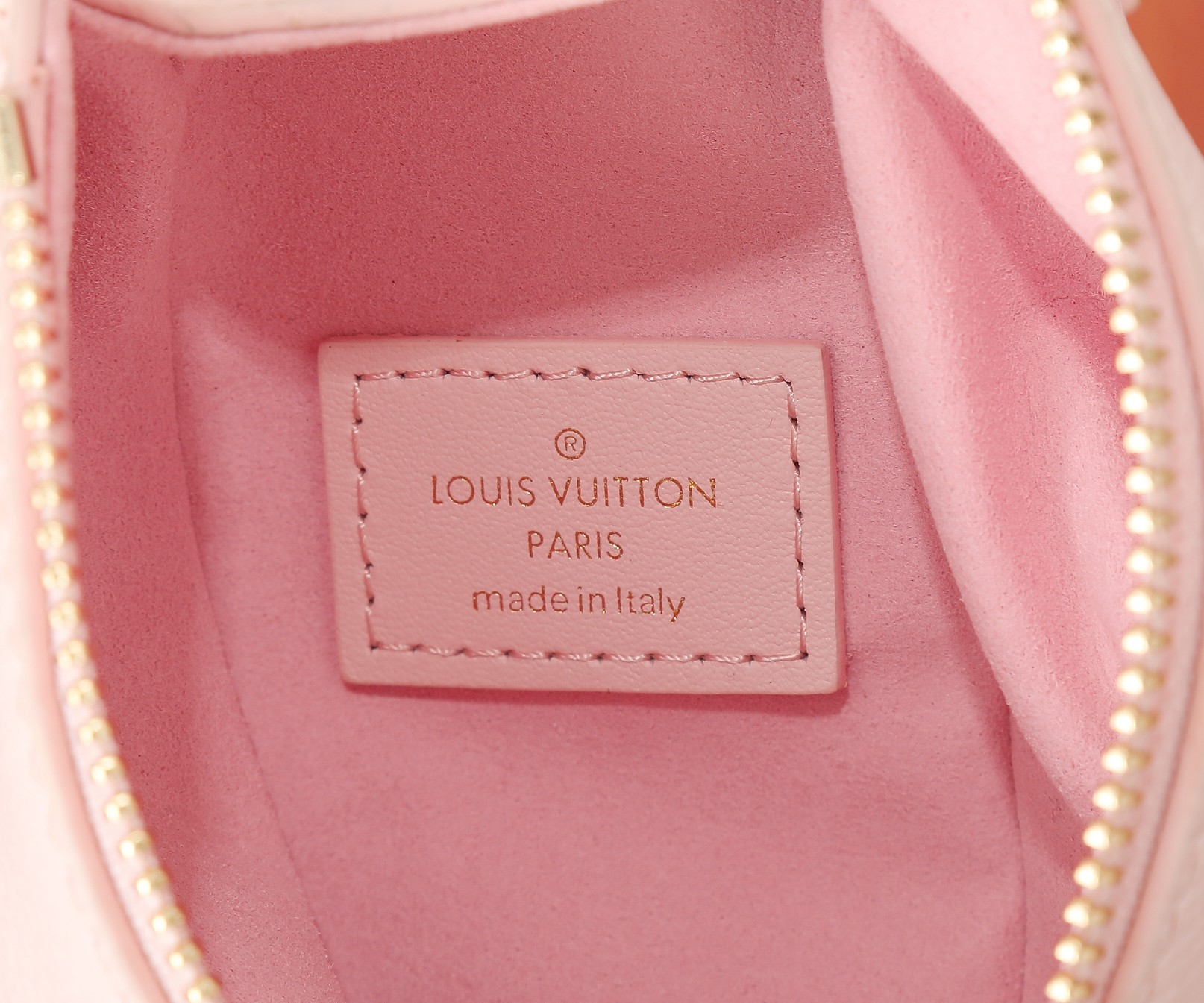 Side Trunk Small Handbag - Image 9