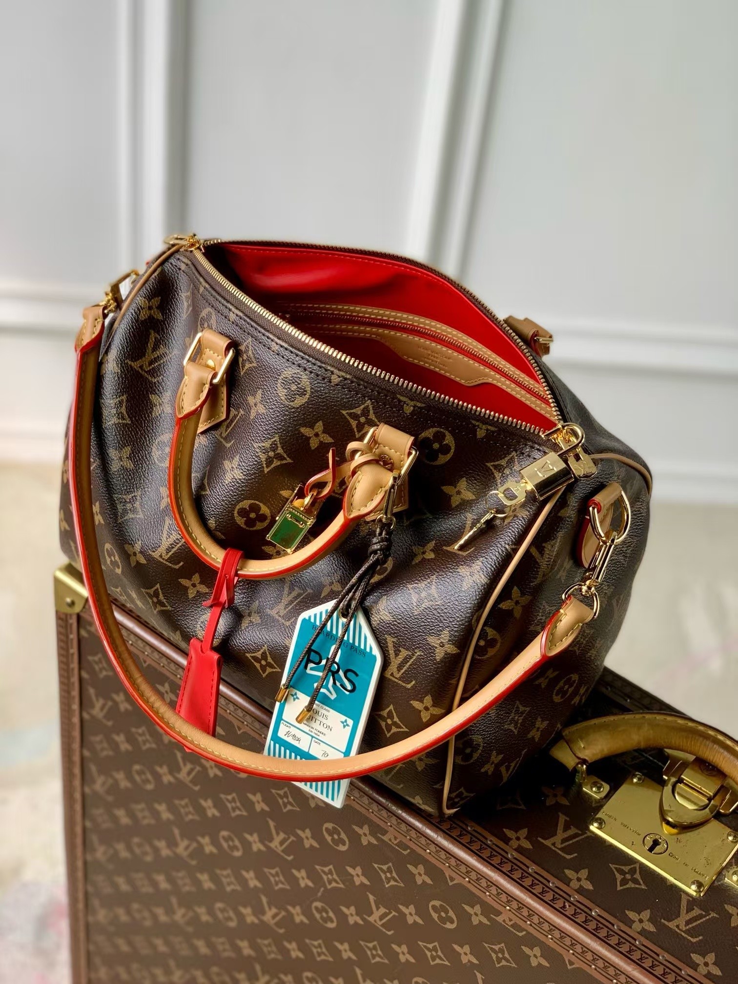 Speedy Soft 30 Dark Monogram Handbag - Image 9