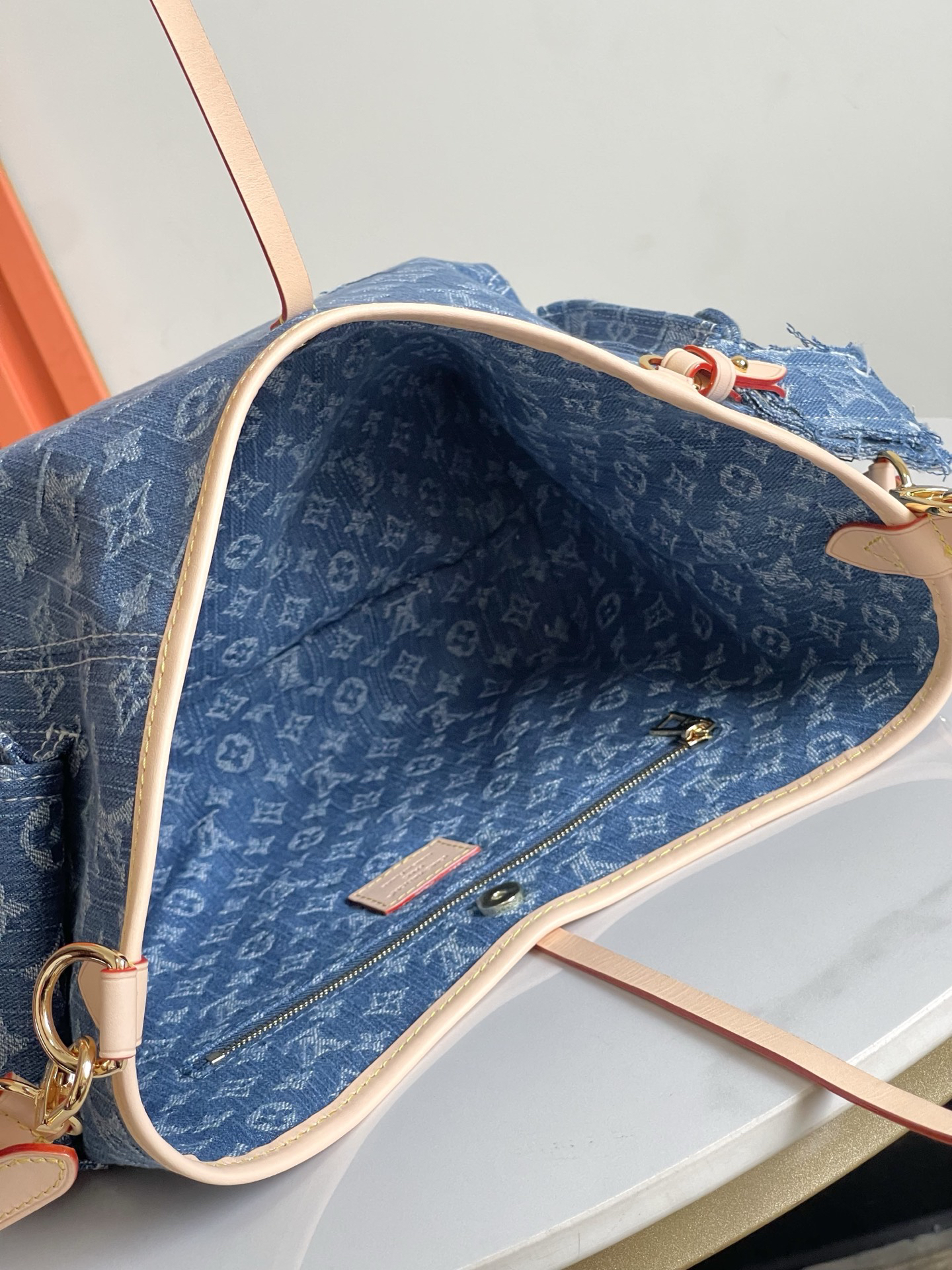Louis Vuitton Denim Carryall Cargo Small Handbag - Image 9