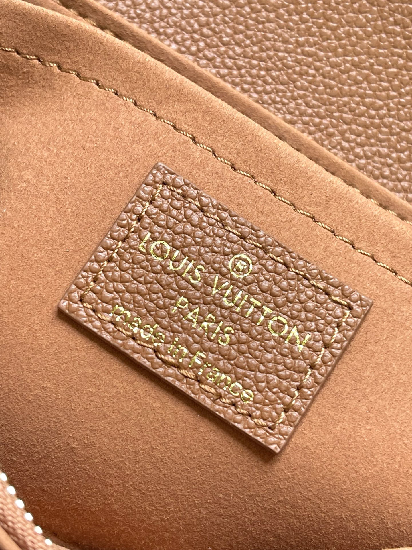 Louis Vuitton Madeleine BB Monogram Shoulder Bag - Image 9