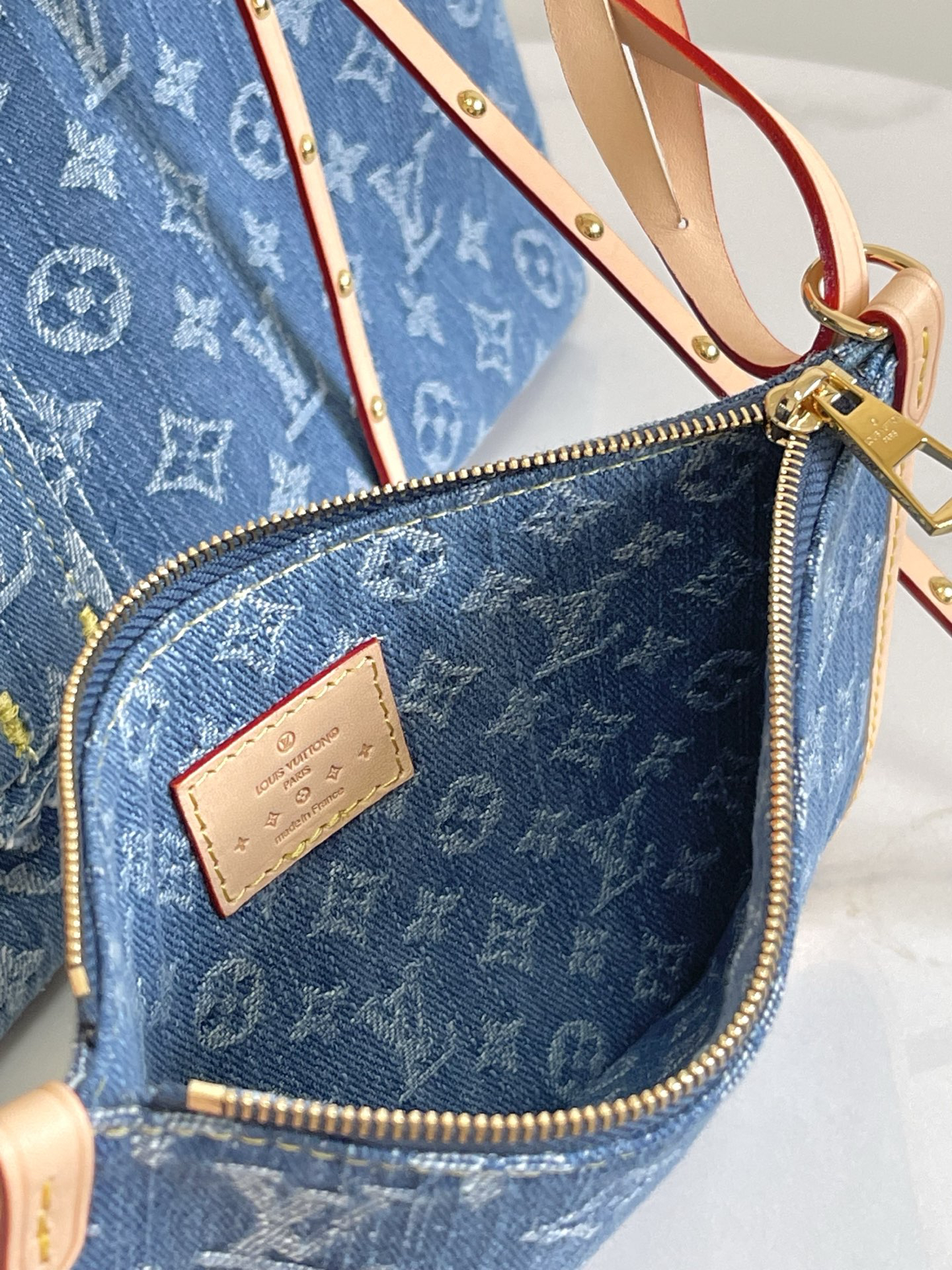 CarryAll Denim Shoulder Bag - Image 9