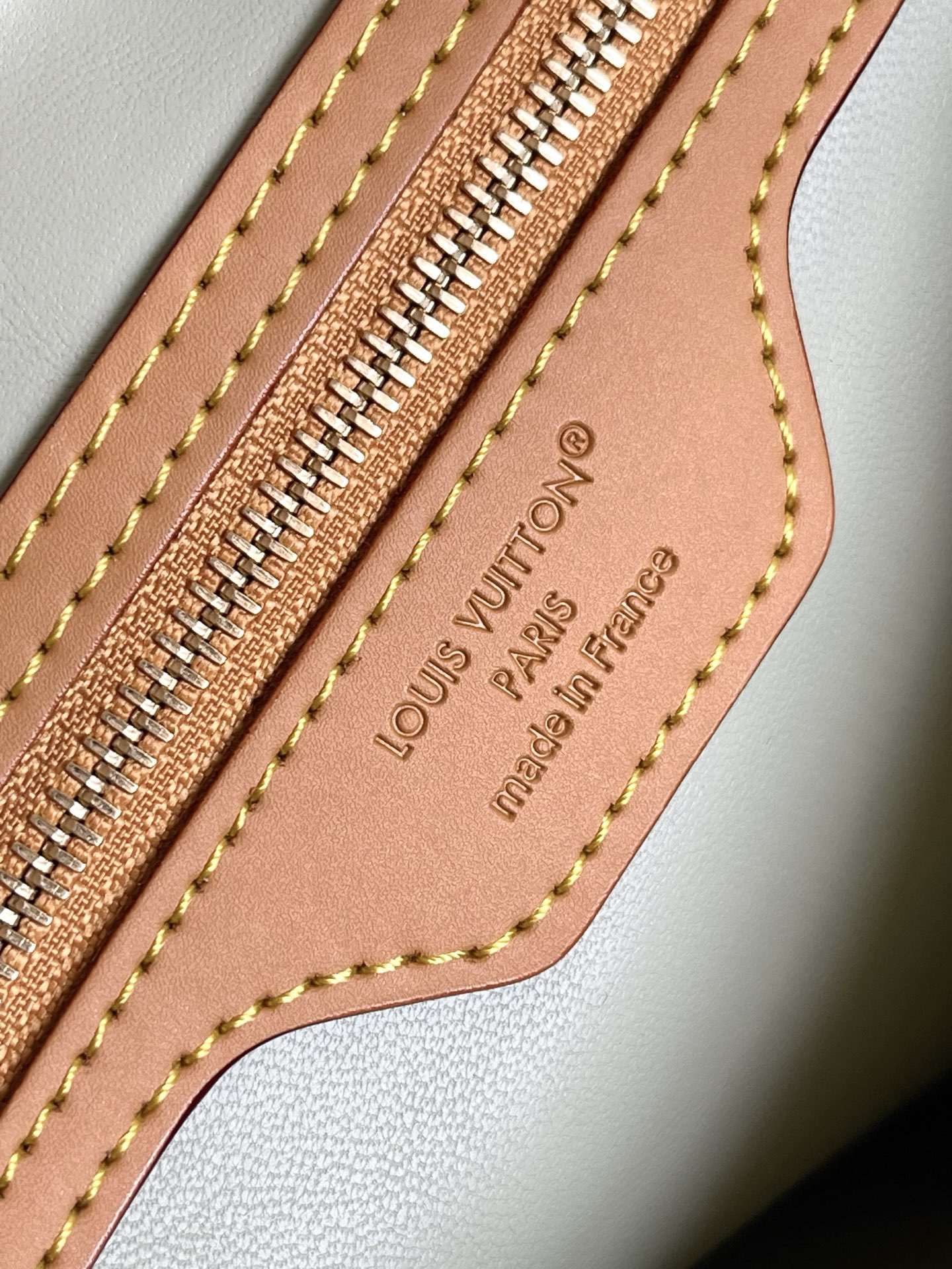 Louis Vuitton Speedy Soft 30 Crafty Handbag - Image 9