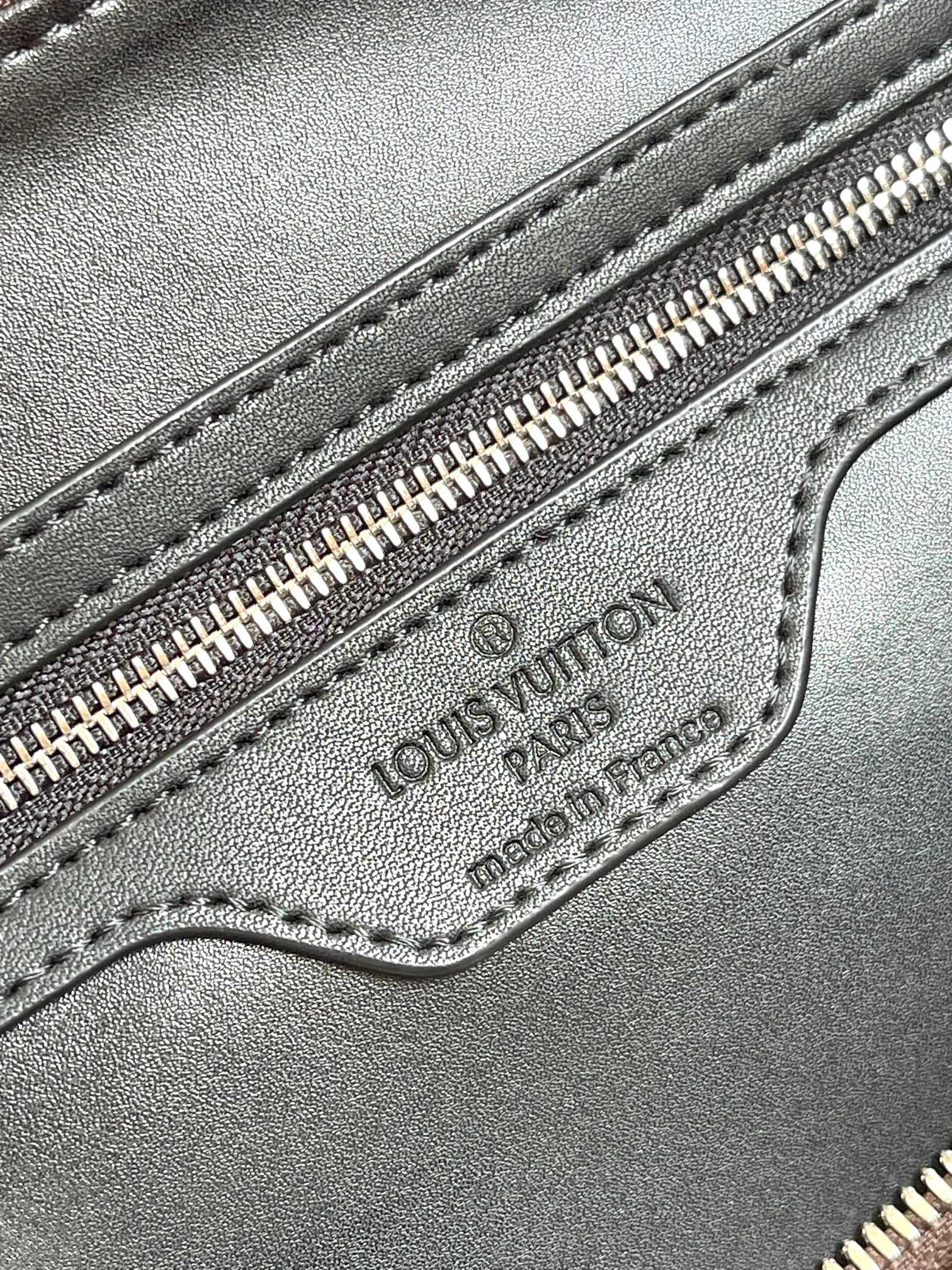 Louis Vuitton Speedy Soft 30 Crafty Handbag - Image 9