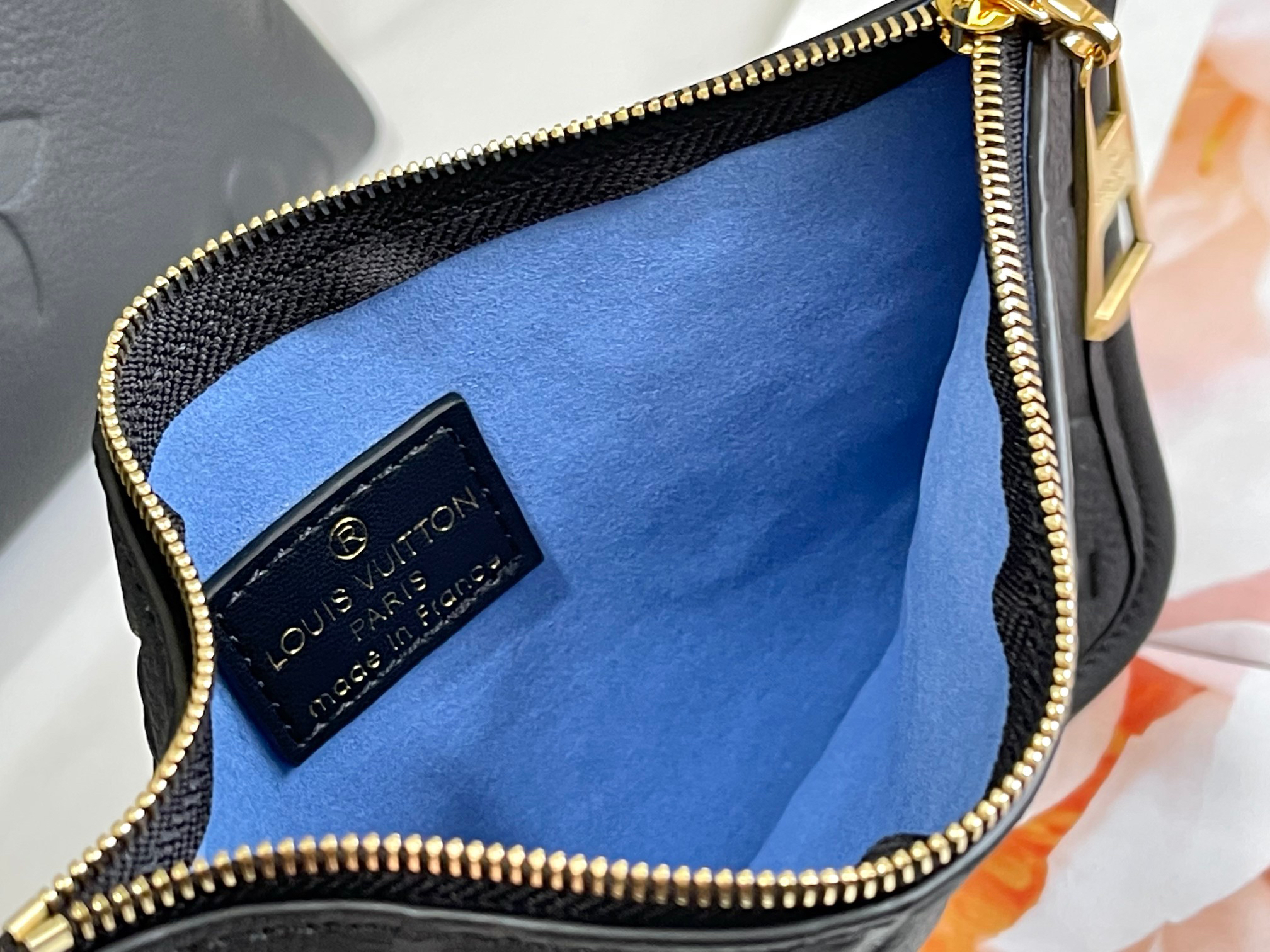 Louis Vuitton CarryAll Small Handbag in Monogram Empreinte Leather - Image 9