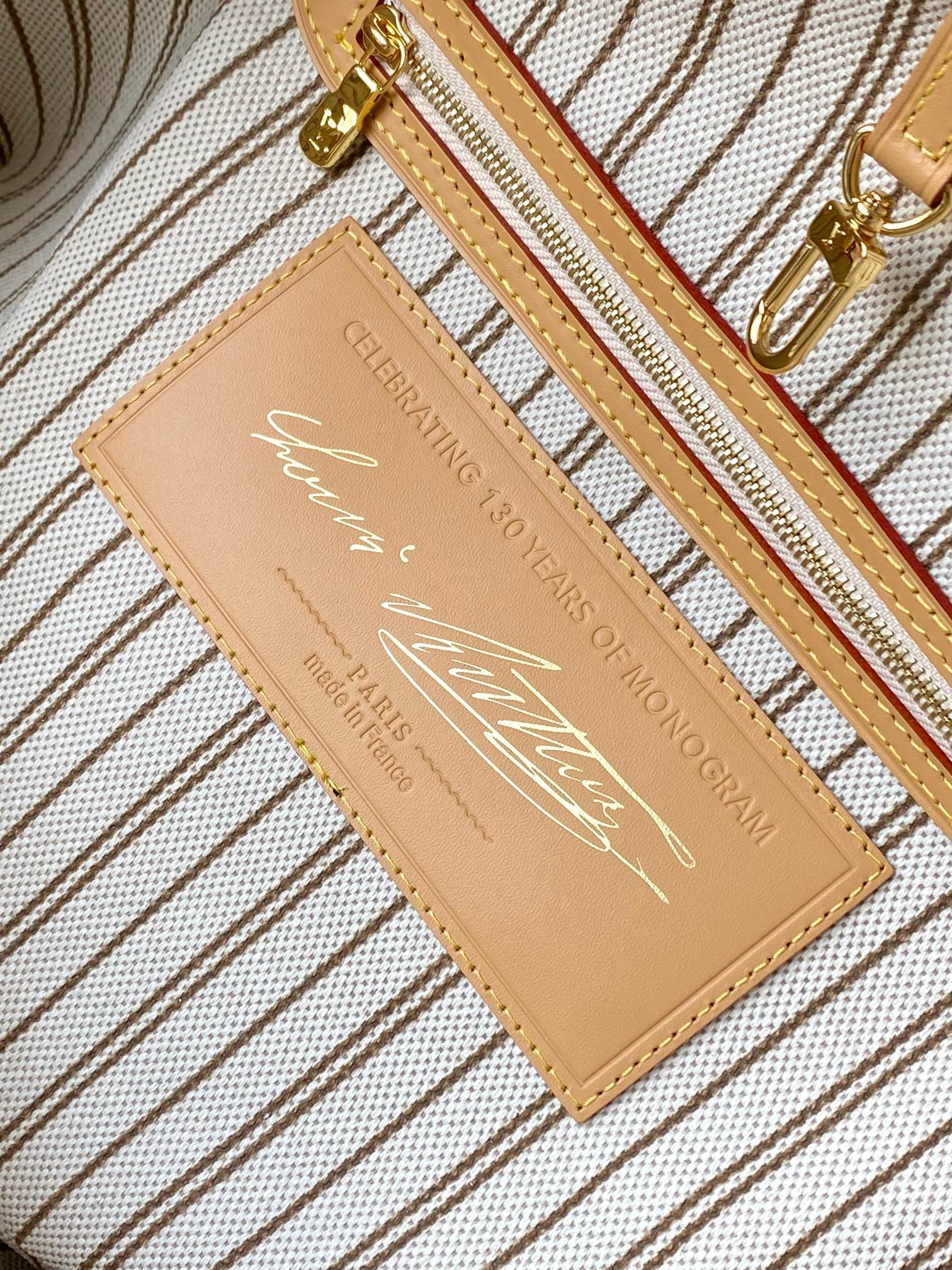 Louis Vuitton Neverfull MM Monogram Canvas Tote Bag - Image 9