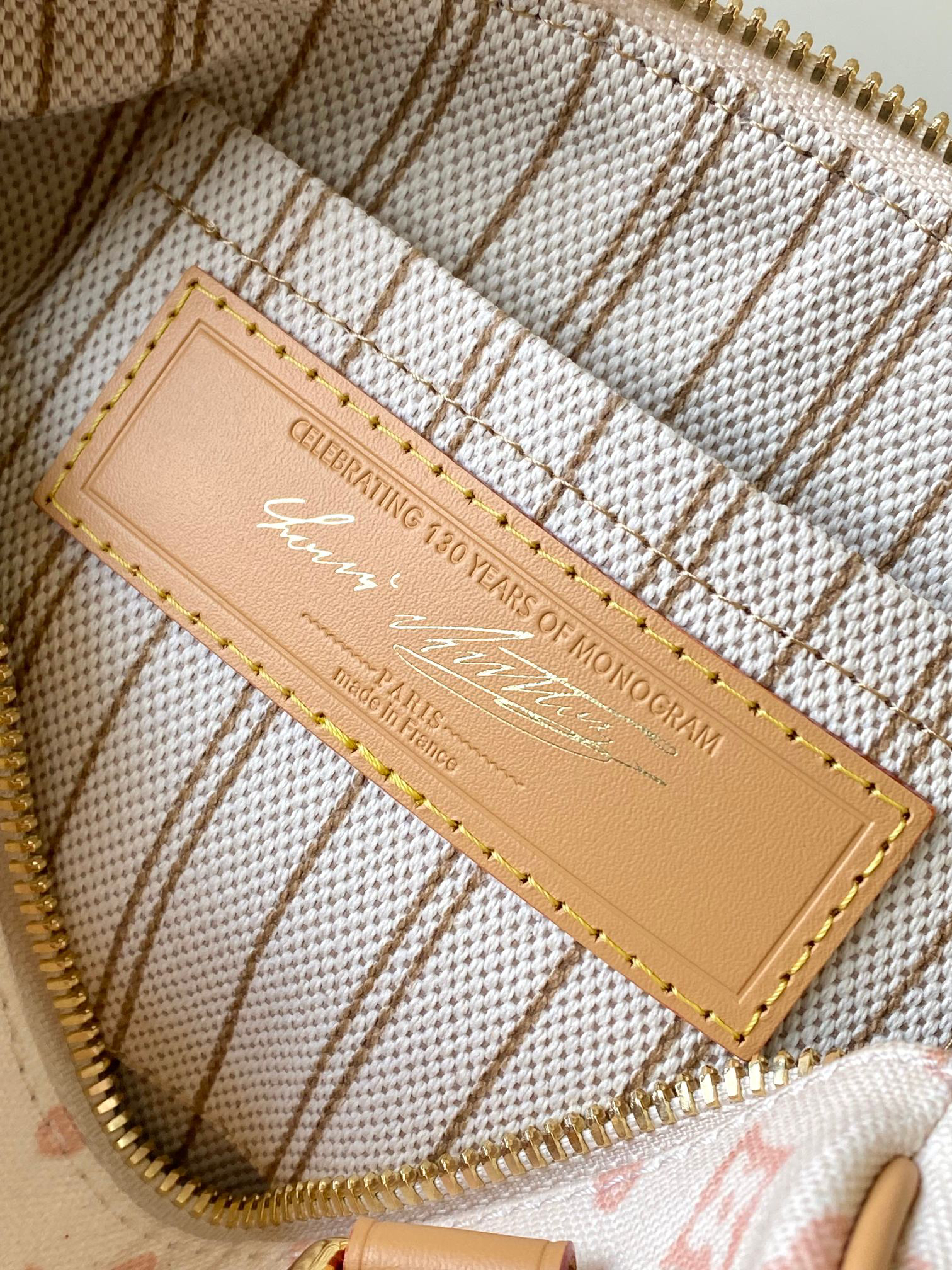 Louis Vuitton Speedy Bandoulière 20 Crossbody Bag - Image 9