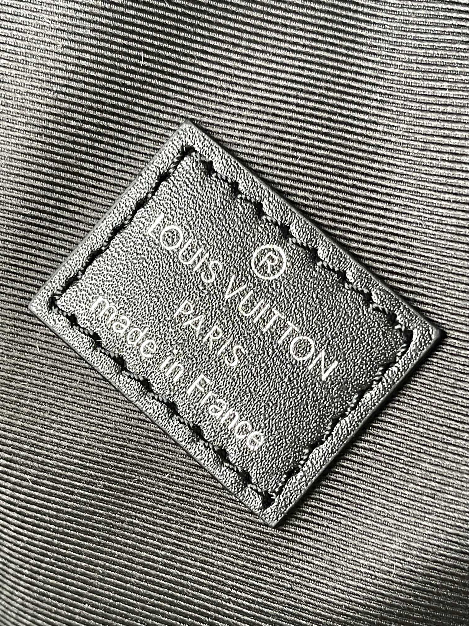 Louis Vuitton Discovery Backpack in Damier Graphite - Image 9