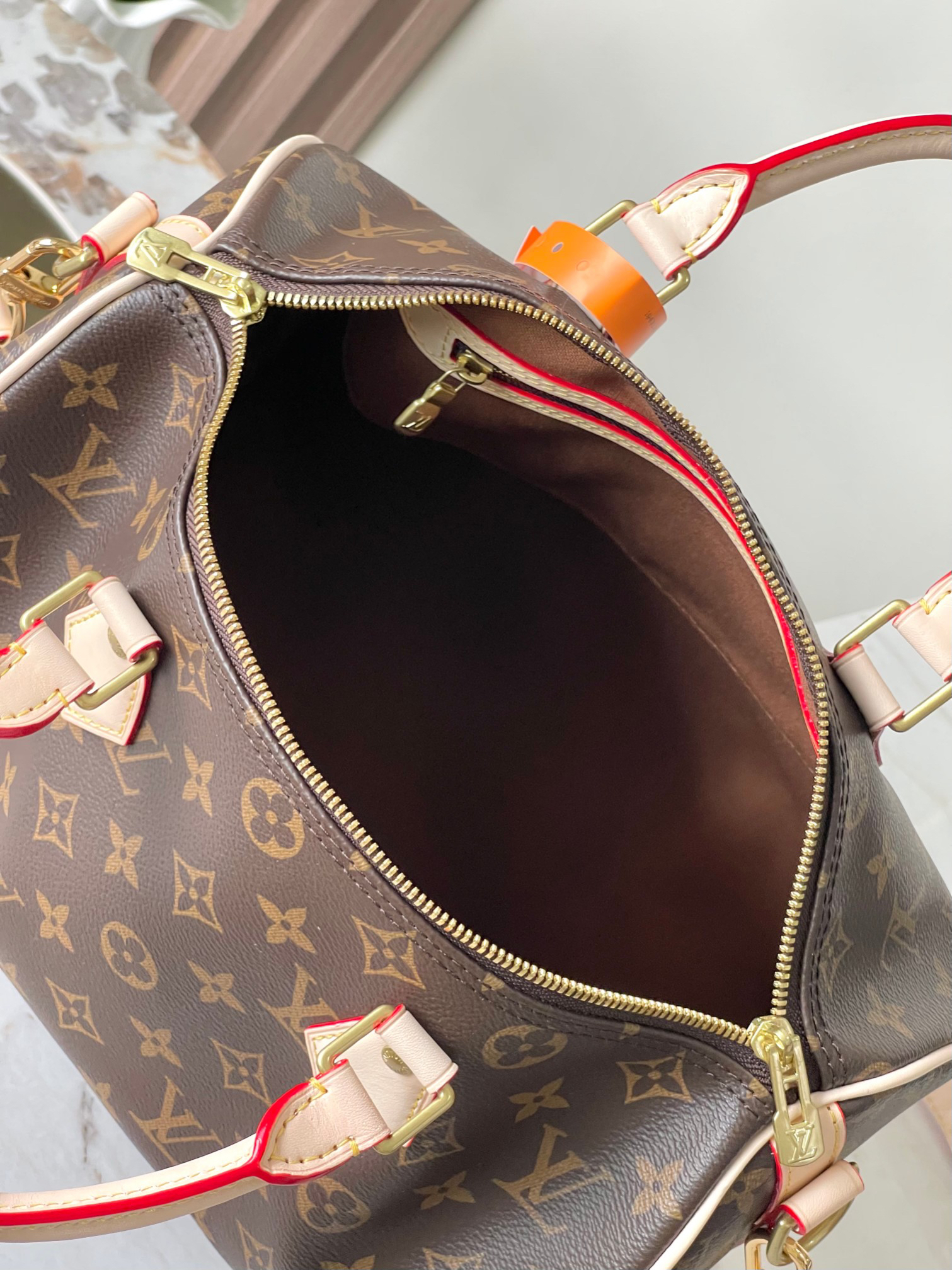 Louis Vuitton Speedy Bandouliere 30 Monogram Canvas Crossbody Bag - Image 9
