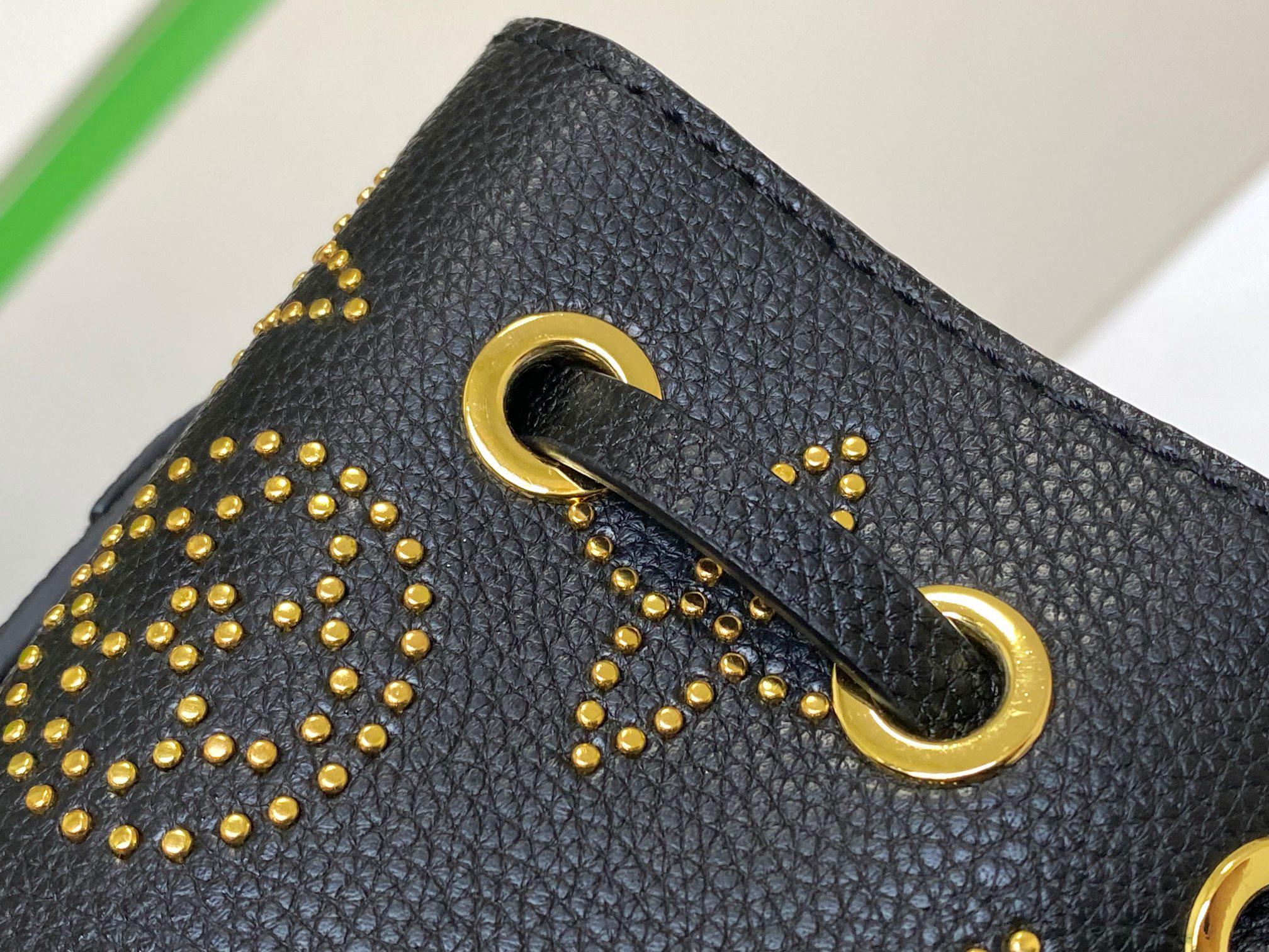 Louis Vuitton Pico Bella Bucket Bag M82744 - Image 9