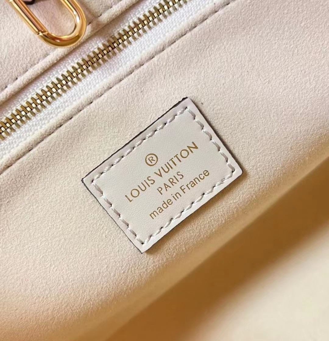 Louis Vuitton OnTheGo Mini Tote Bag in Monogram Empreinte Leather - Image 9