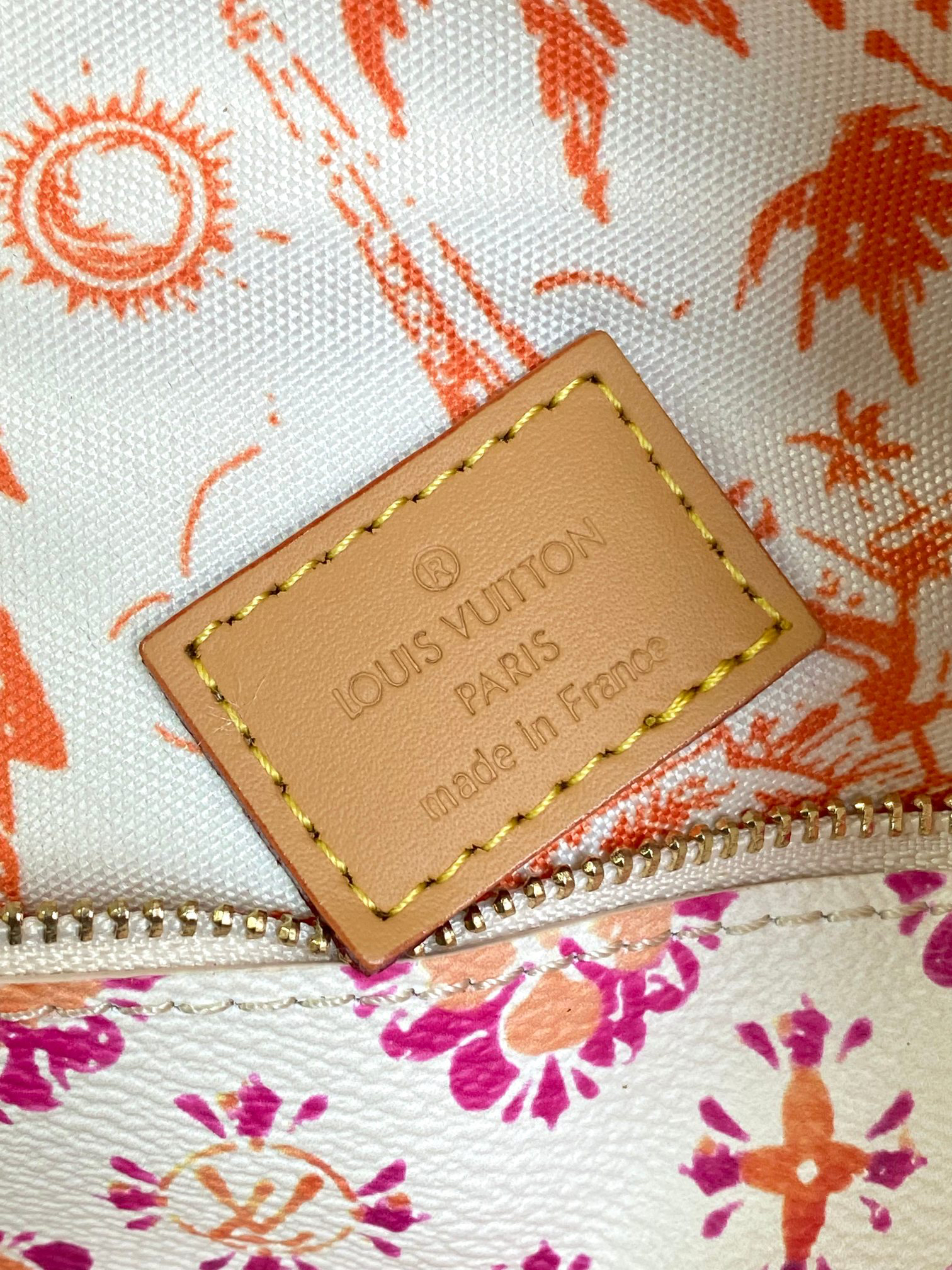 Louis Vuitton Neverfull Medium Tote Bag - Image 9
