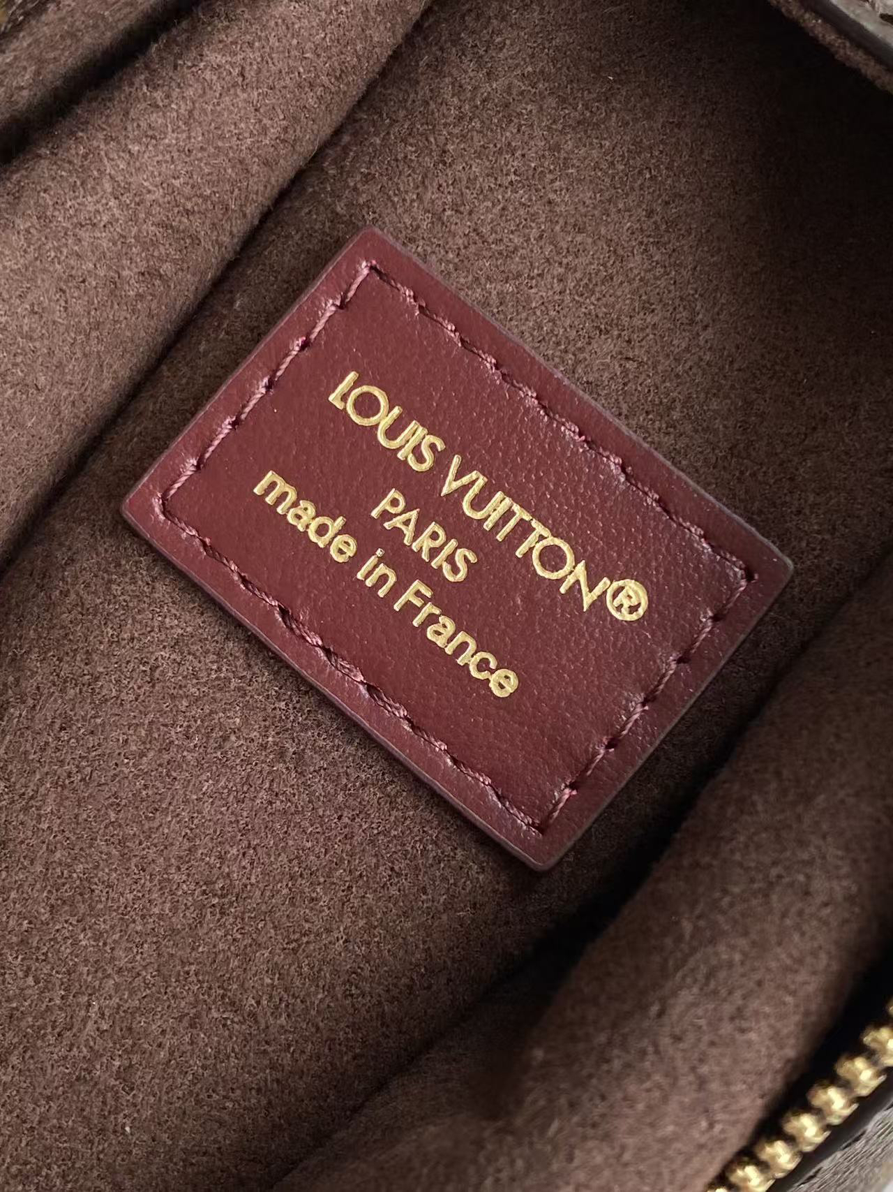 Louis Vuitton Flight Mode Series Getaway Side Trunk MM - Image 9