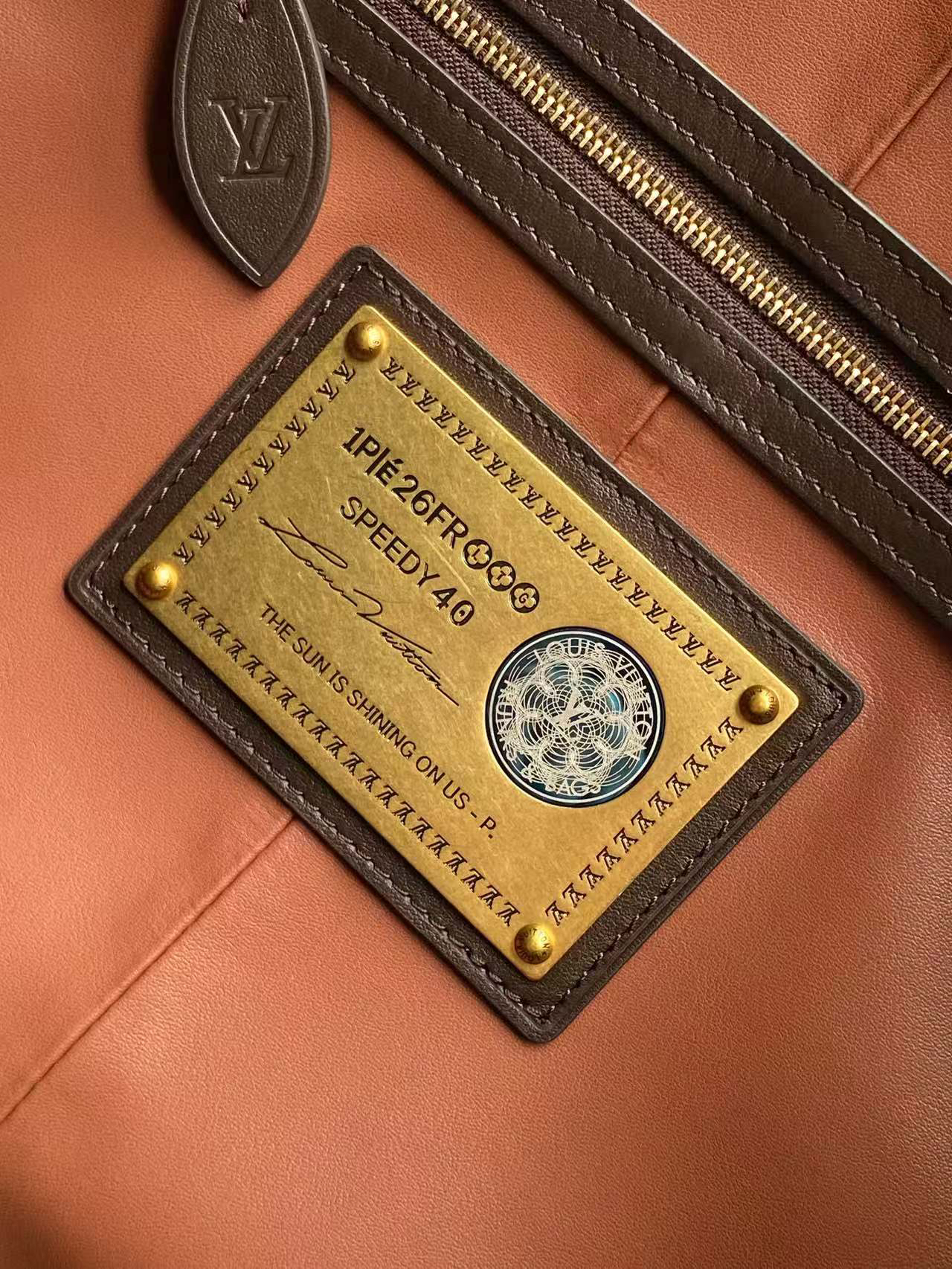 Louis Vuitton Speedy Bandoulière 40 Bag - Image 9