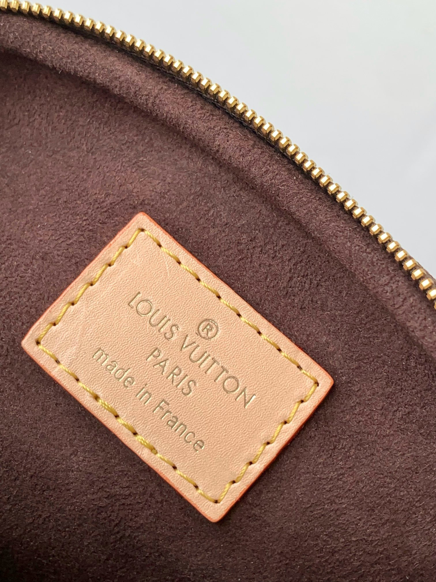 Louis Vuitton Mini Bumbag in Monogram Empreinte Leather - Image 9