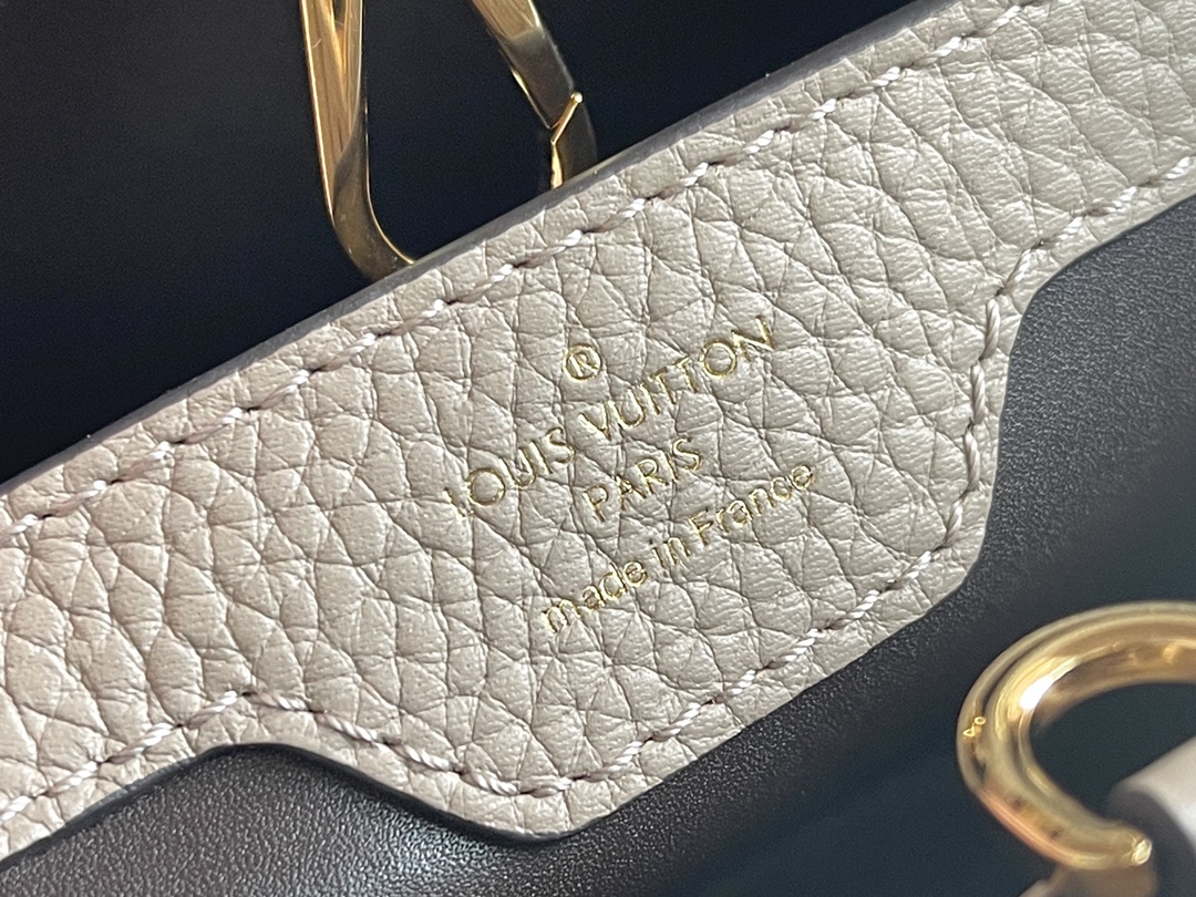 Louis Vuitton Capucines Handbag in Elephant Grey Taurillon Leather with Python Trim - Image 9