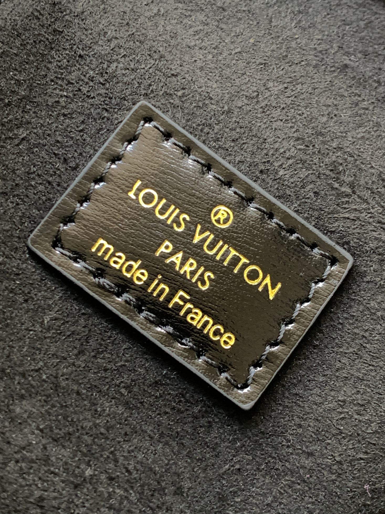 Louis Vuitton M47125 Vanity Chain Pouch - Image 9