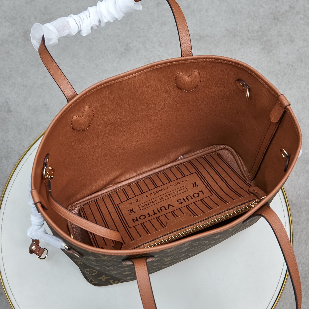 Louis Vuitton Neverfull MM Tote Bag in Damier Azur Canvas - Image 9