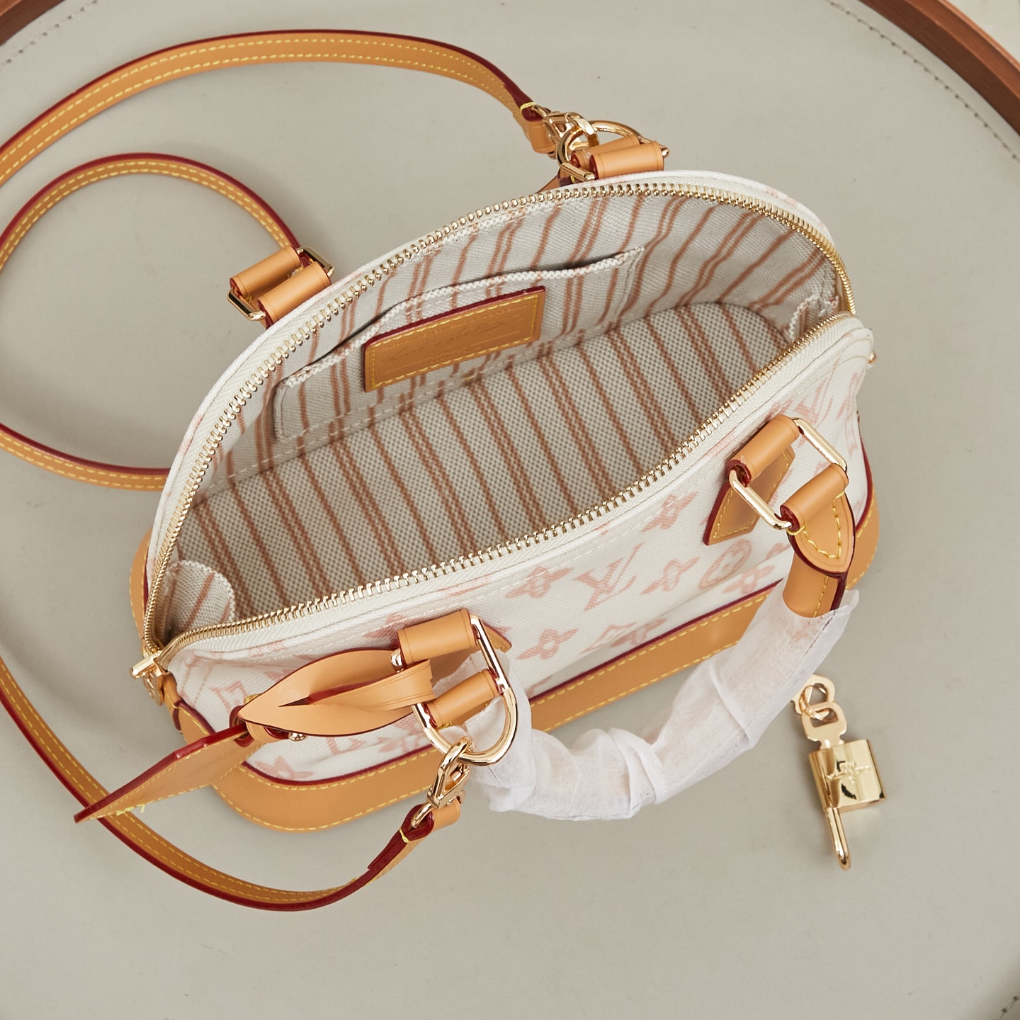Louis Vuitton Alma BB Monogram Handbag - Image 9