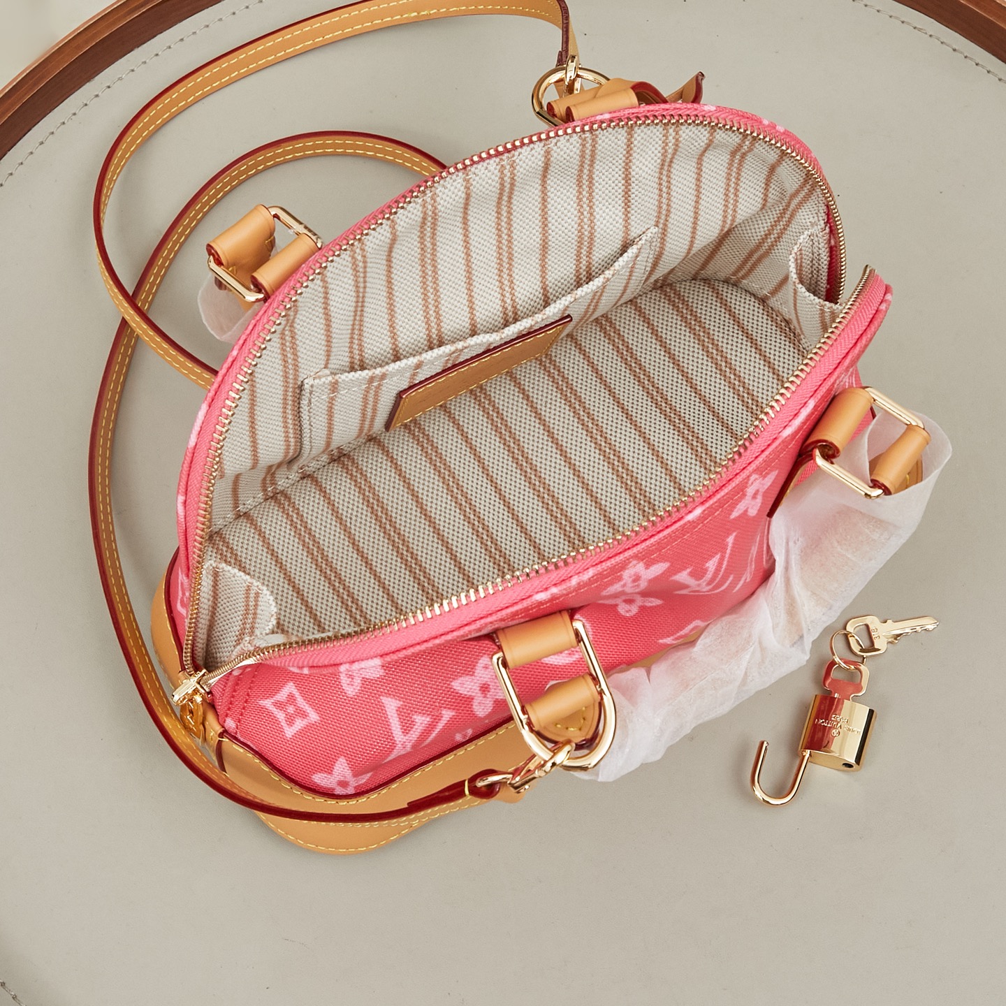 Louis Vuitton Alma BB Monogram Canvas Handbag - Image 9