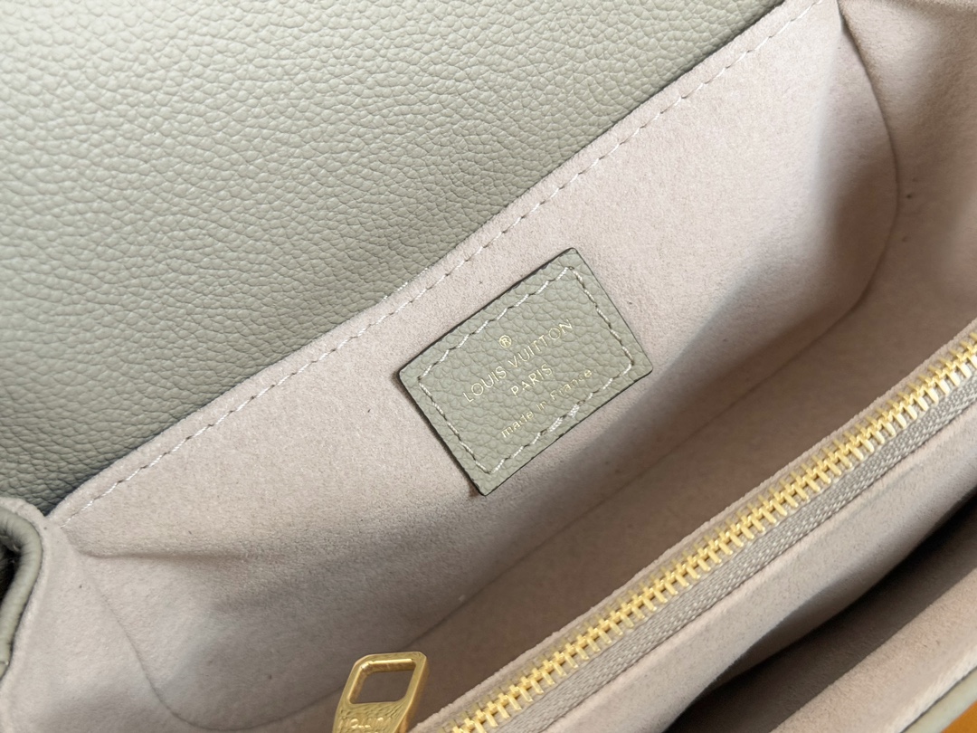 Louis Vuitton Pochette Metis East West Monogram Empreinte Leather Crossbody Bag - Image 9