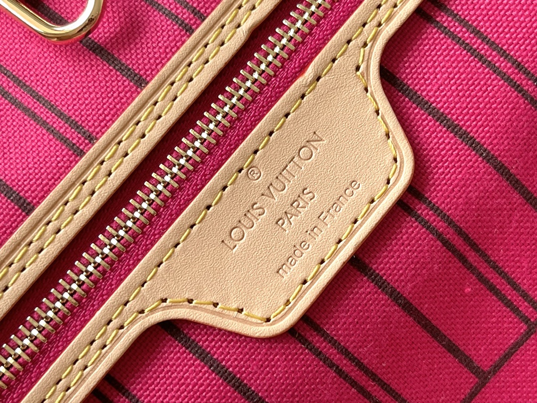 Louis Vuitton Neverfull MM Handbag in Damier Azur Canvas, Rose Pink - Image 9