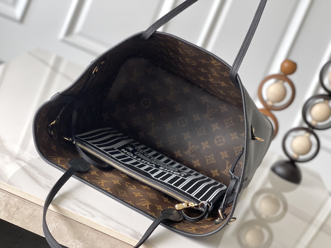 Neverfull MM Tote Bag M11946 - Image 9