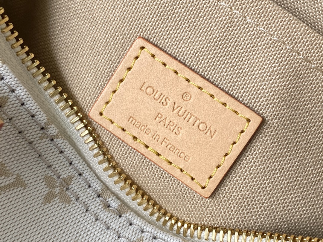 Louis Vuitton Speedy Bandouliere 20 Handbag - Image 9