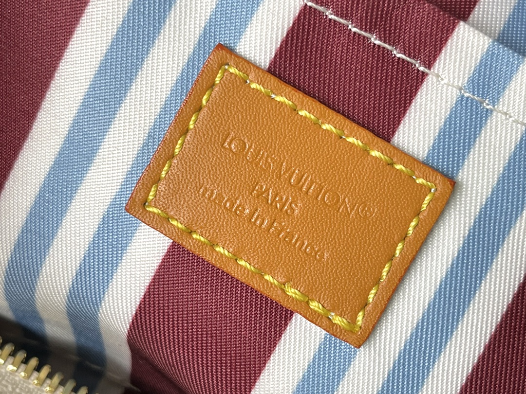 Louis Vuitton Keepall Bandouliere 25 Monogram Surfin Travel Bag - Image 9