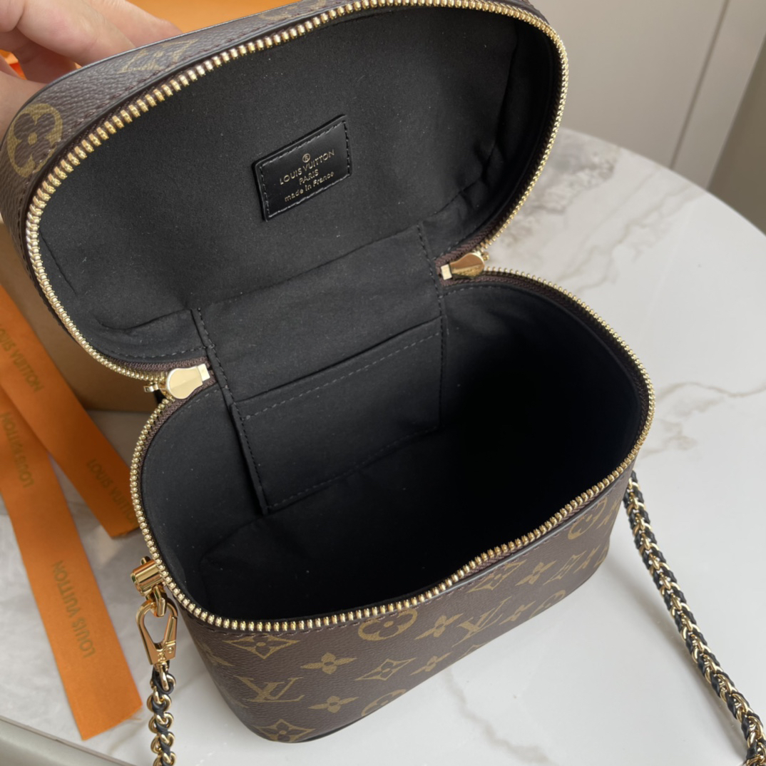 Louis Vuitton Nice Monogram Reverse Canvas Crossbody Bag M45165 - Image 9
