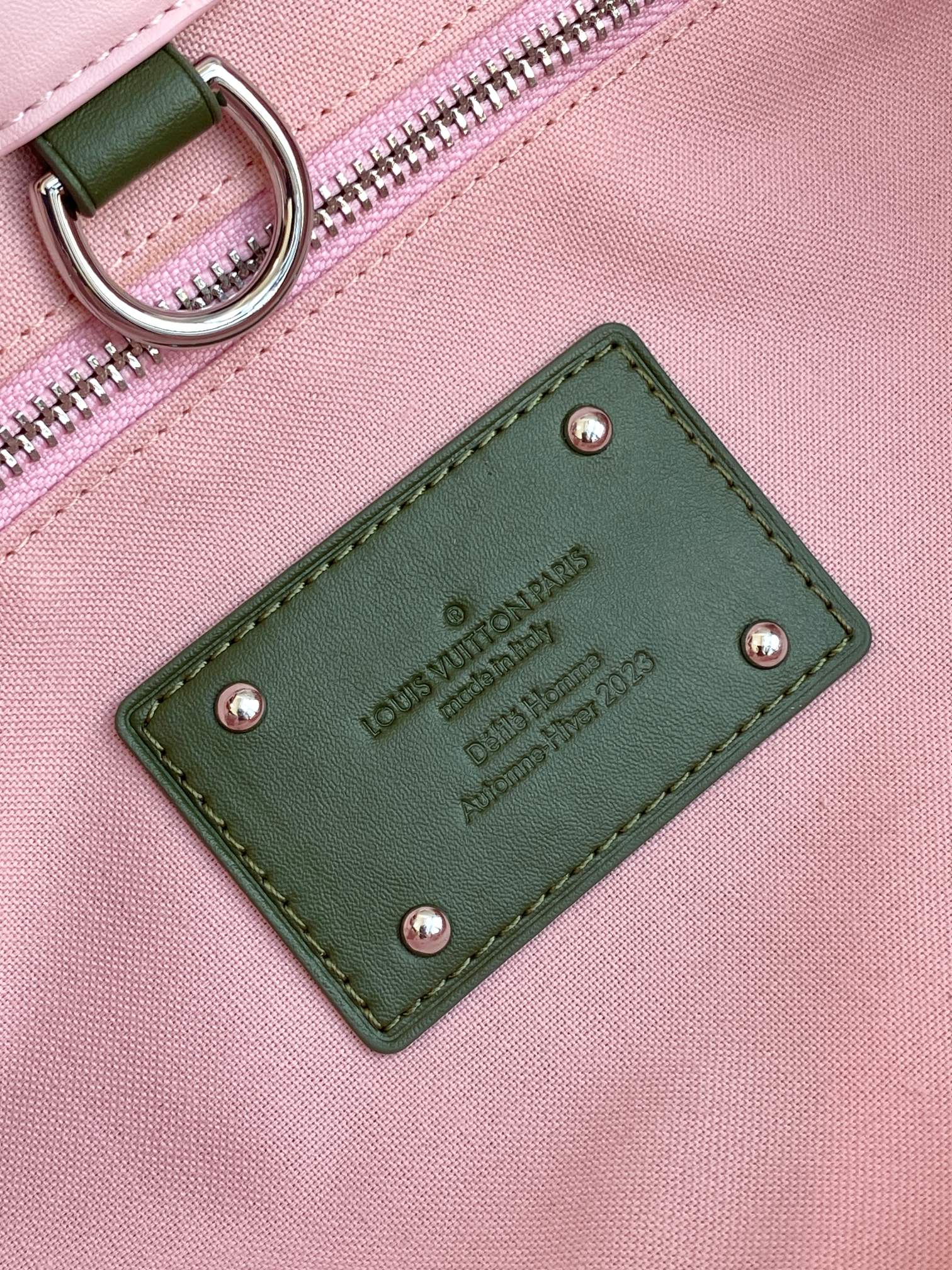 Louis Vuitton M24457 Medium Handbag - Image 9