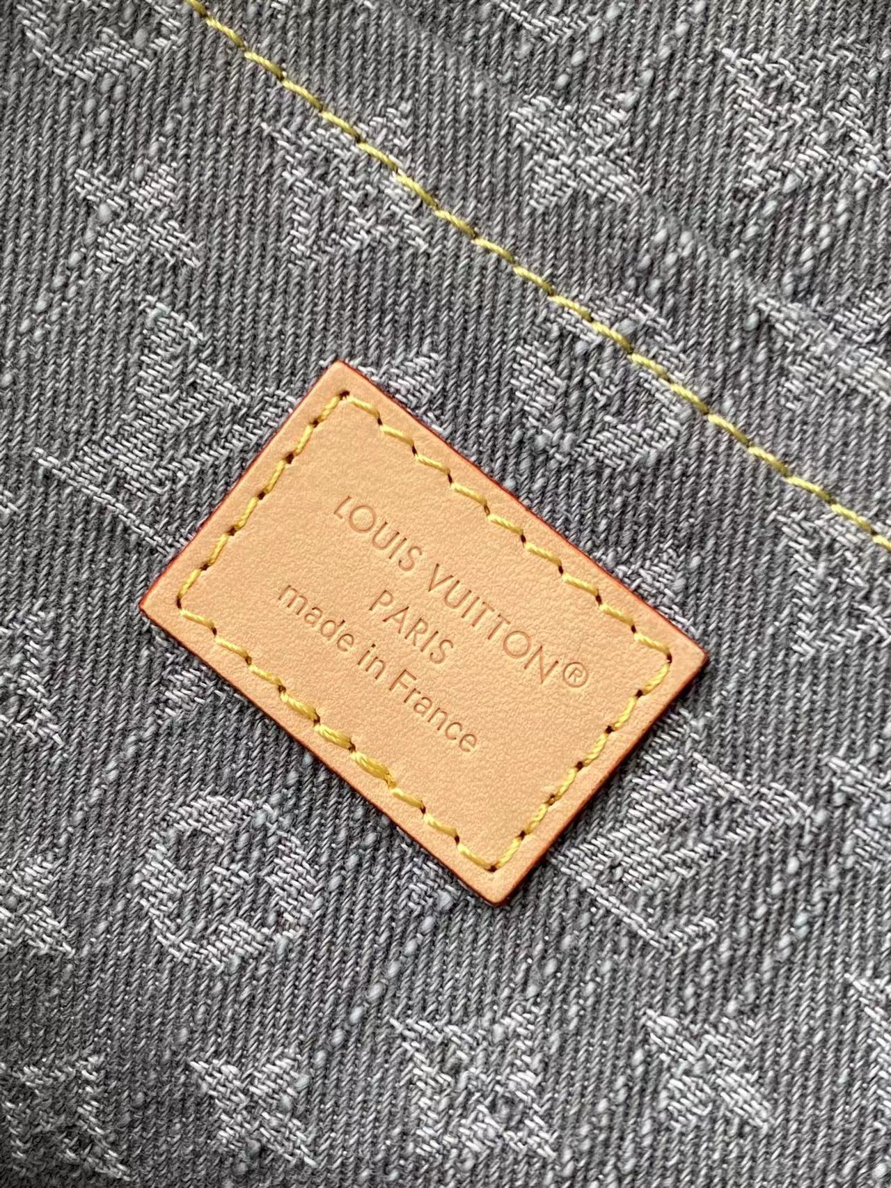 Louis Vuitton Speedy Soft 30 Handbag in Monogram Denim - Image 9