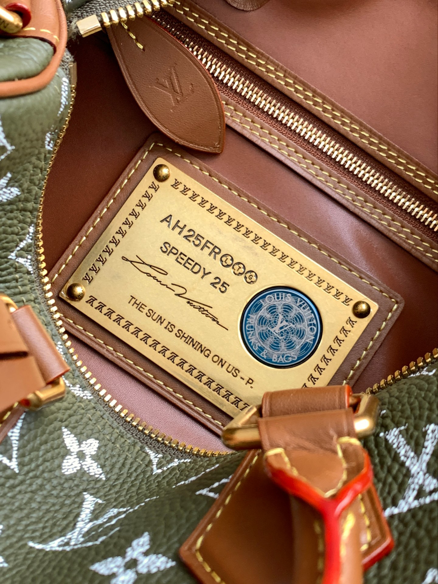 Louis Vuitton Speedy P9 Bandoulière 30 Monogram Leather Handbag - Image 9