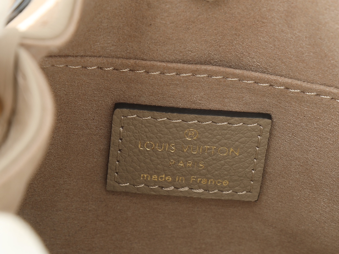 Louis Vuitton OnTheGo BB Monogram Empreinte Leather Crossbody Bag - Image 9