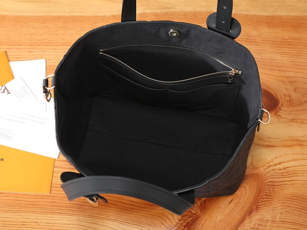 Louis Vuitton All In One Small Handbag - Image 9
