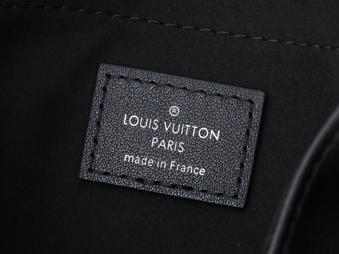 Louis Vuitton Sunset Vibe Crossbody Bag - Image 9